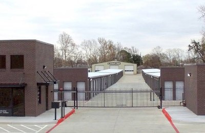 Arborstone Storage 511 N Elm St, Jenks, OK -- street frontage